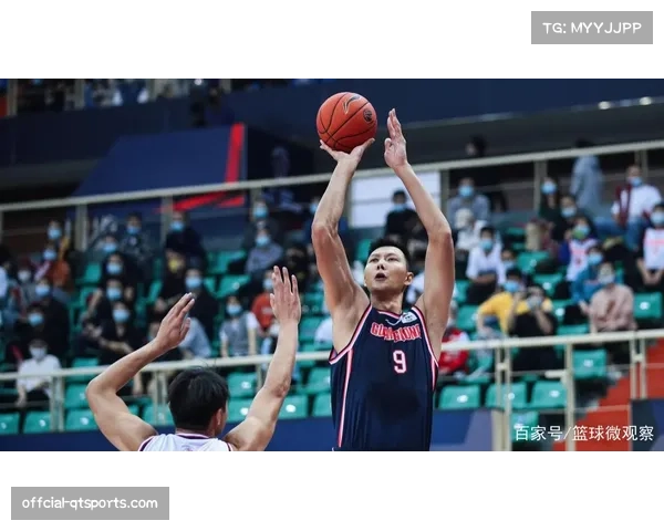 亚特兰大推行液态三后卫体系，战术创新成联赛亮点