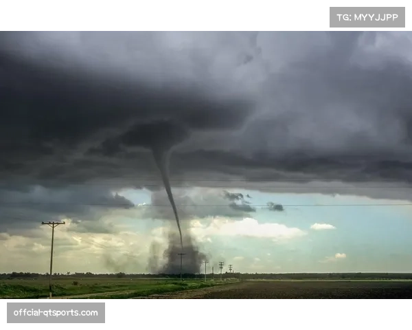 天气预报显示本周末多场保级关键战可能遇降雨